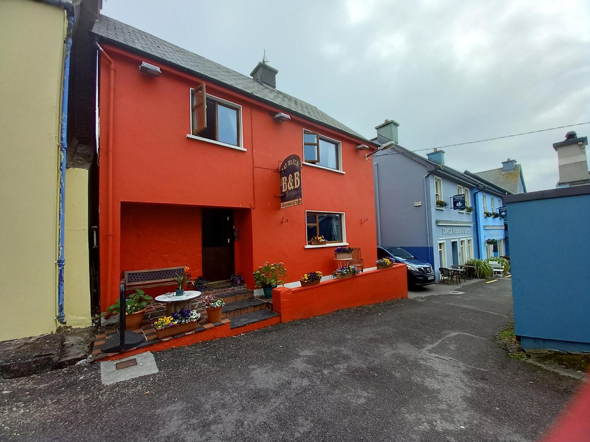 Baywatch Inn Dingle Exterior photo